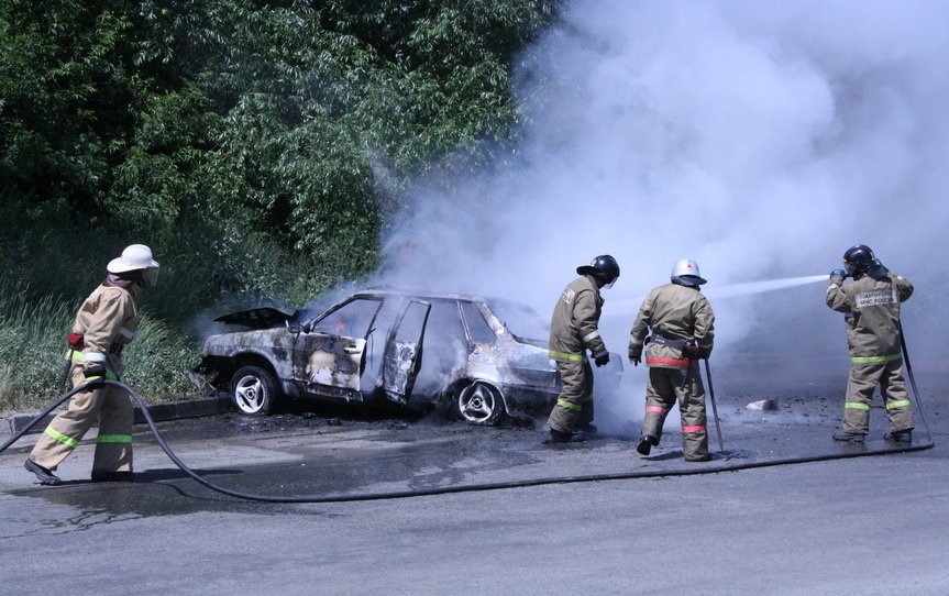 Возгорание транспортного средства в городском округе Воскресенск